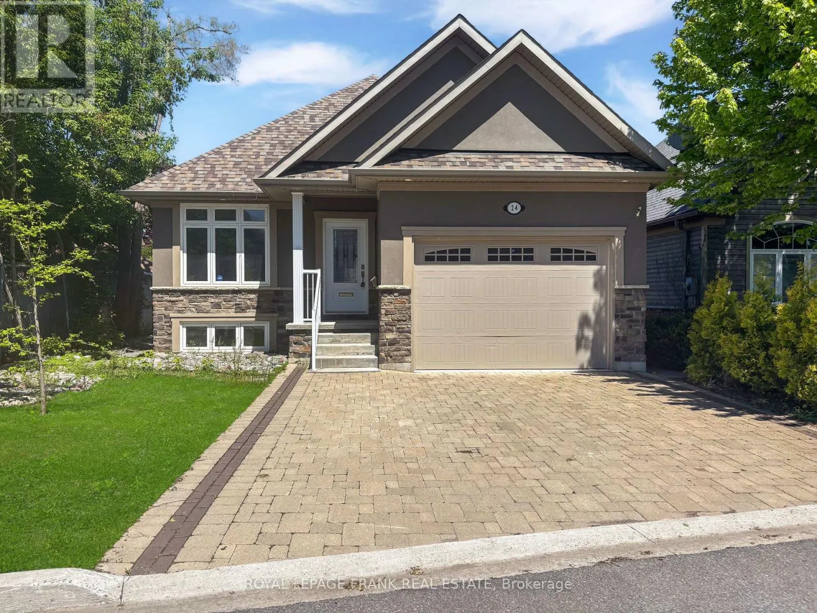 8 - 24 BRINTON DRIVE, #8