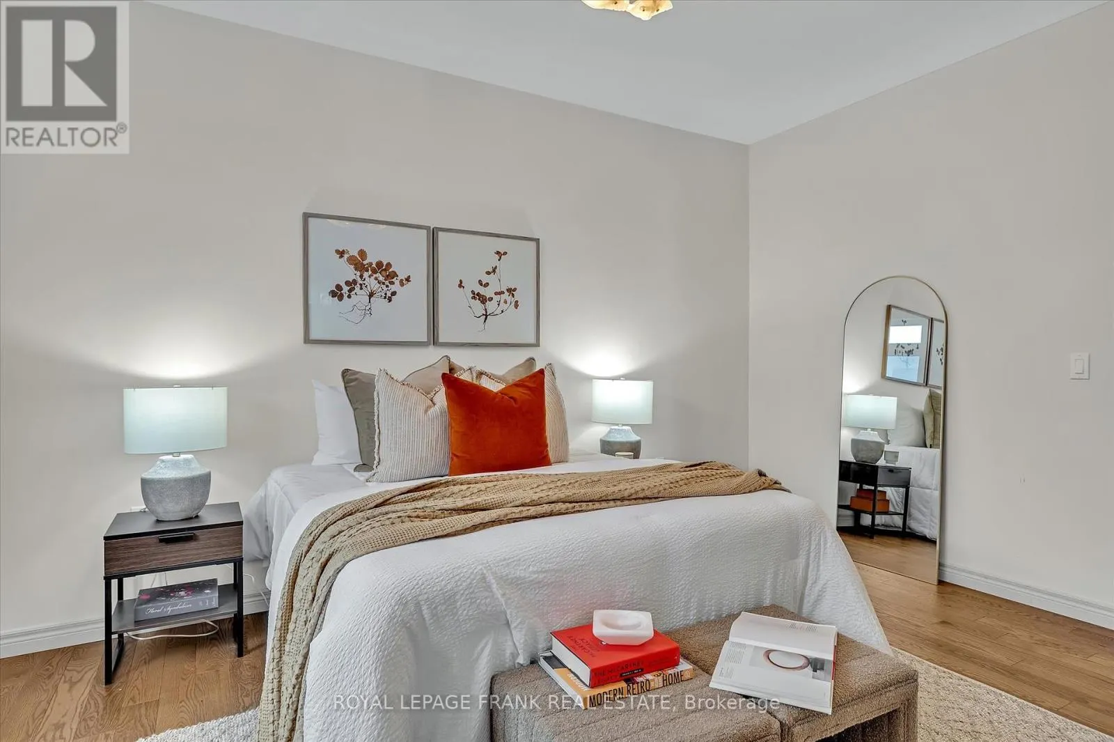 8 - 24 BRINTON DRIVE, #8