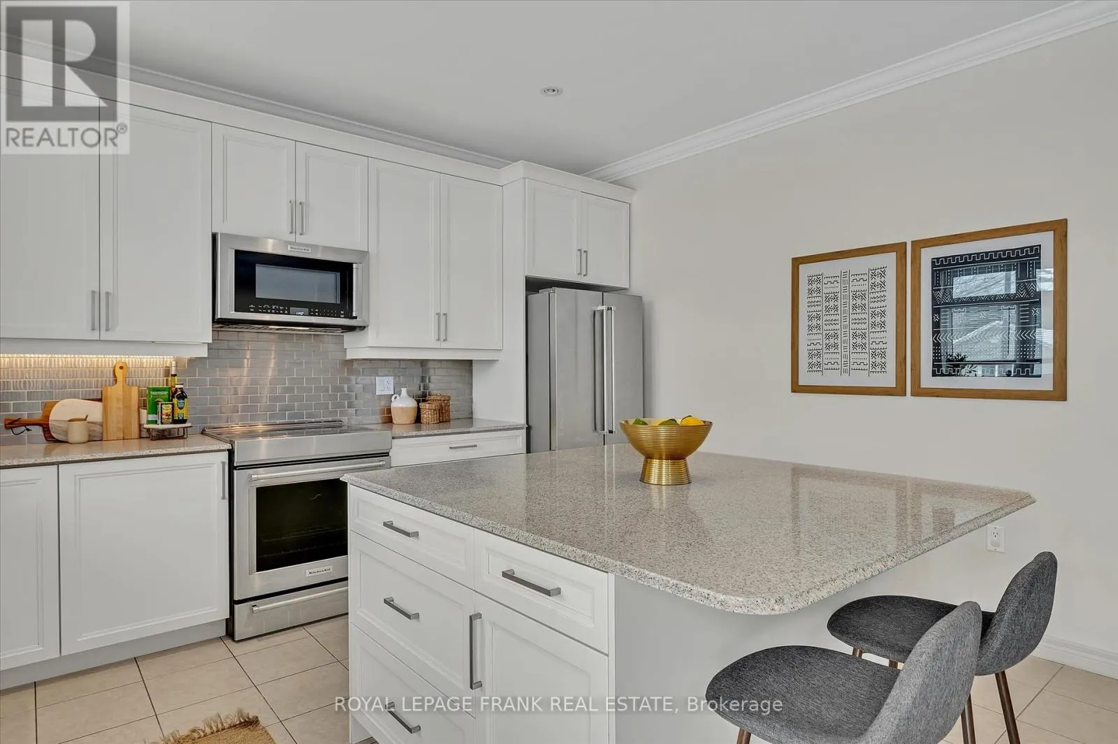 8 - 24 BRINTON DRIVE, #8