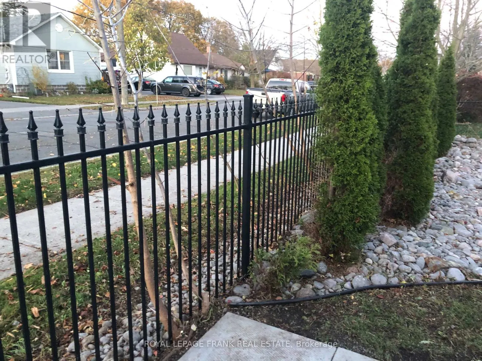 8 - 24 BRINTON DRIVE, #8