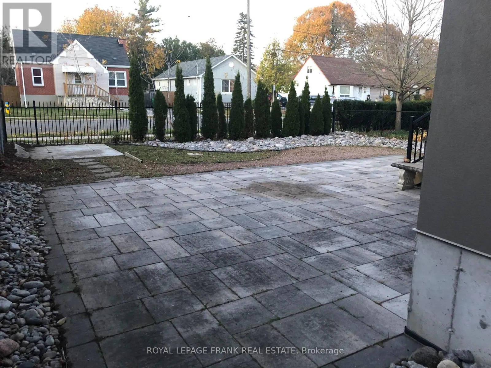 8 - 24 BRINTON DRIVE, #8
