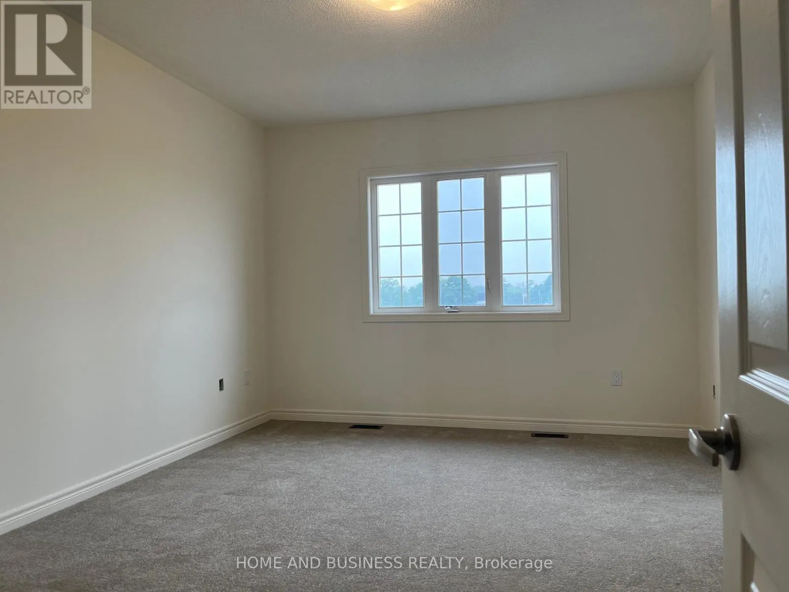 50 HOLCOMB TERRACE