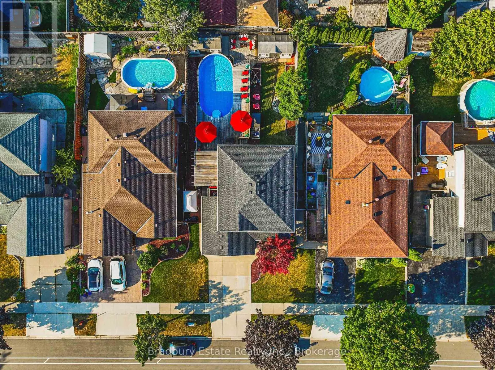 176 HIGHLAND ROAD W