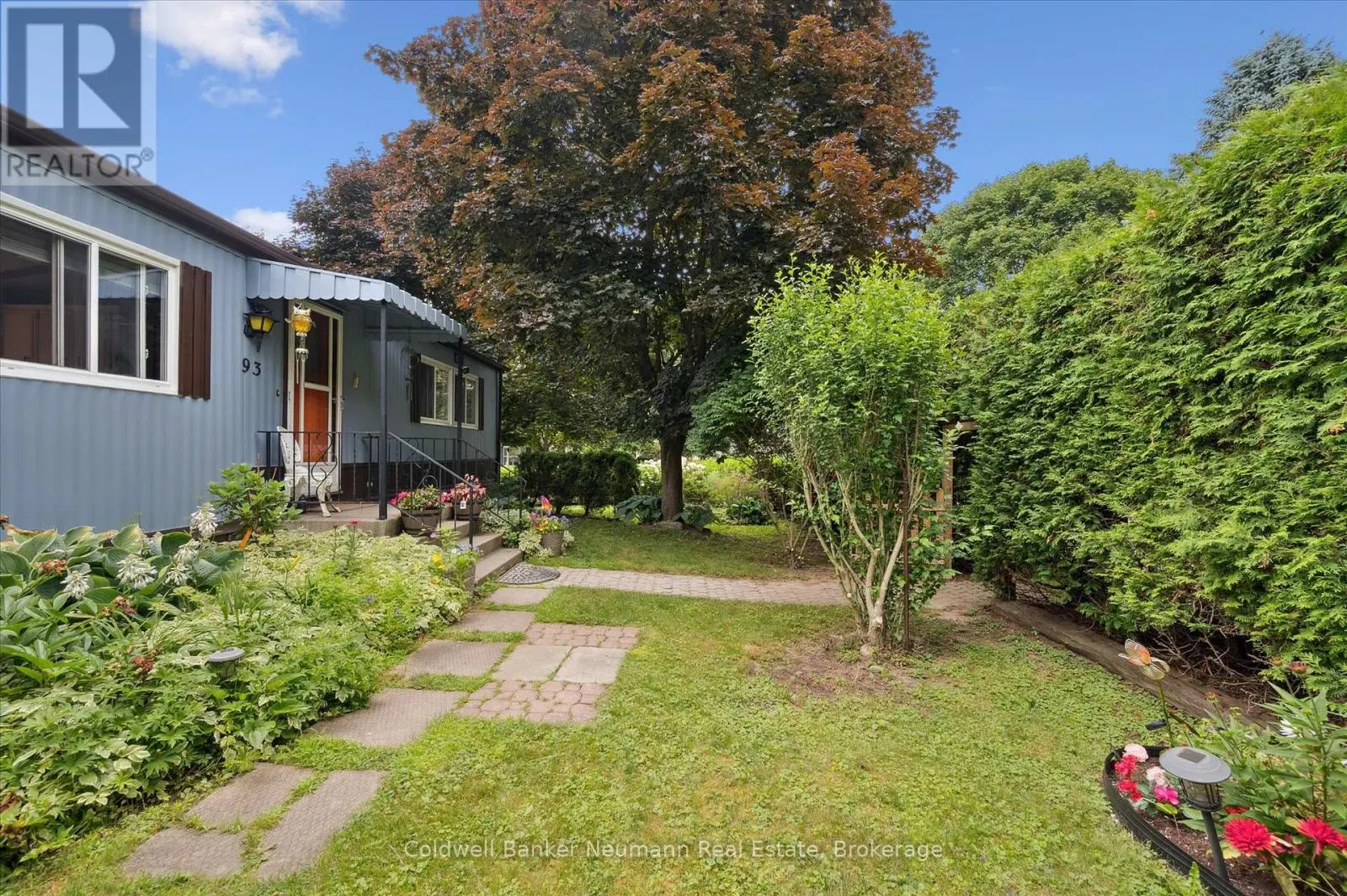 93 MAPLE - 1294 CONCESSION 8 W ROAD W, #93 Maple
