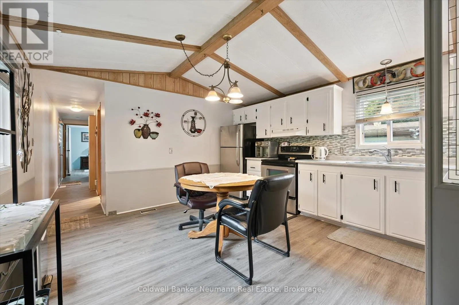 93 MAPLE - 1294 CONCESSION 8 W ROAD W, #93 Maple