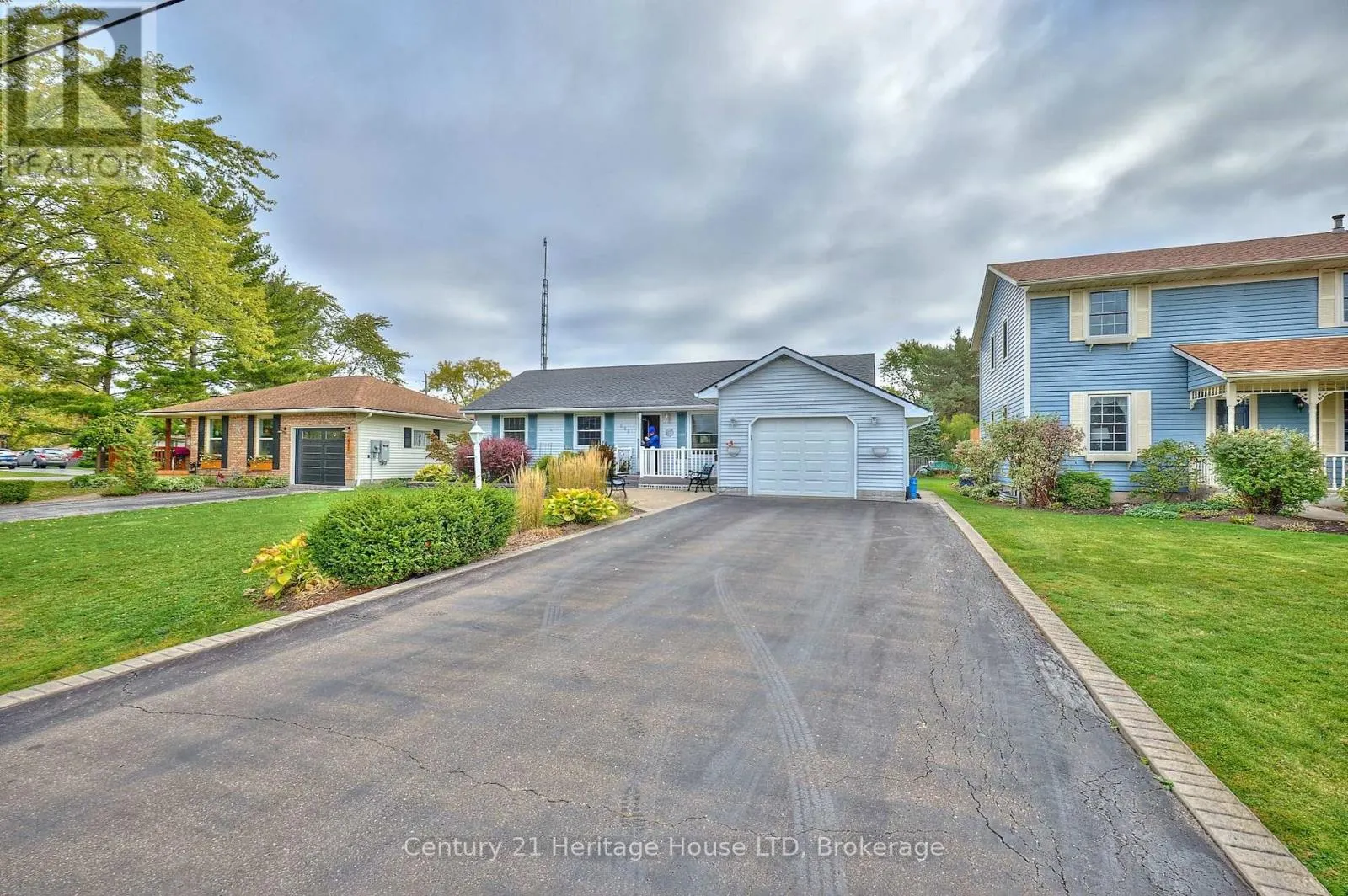 466 BELLEAIR BOULEVARD