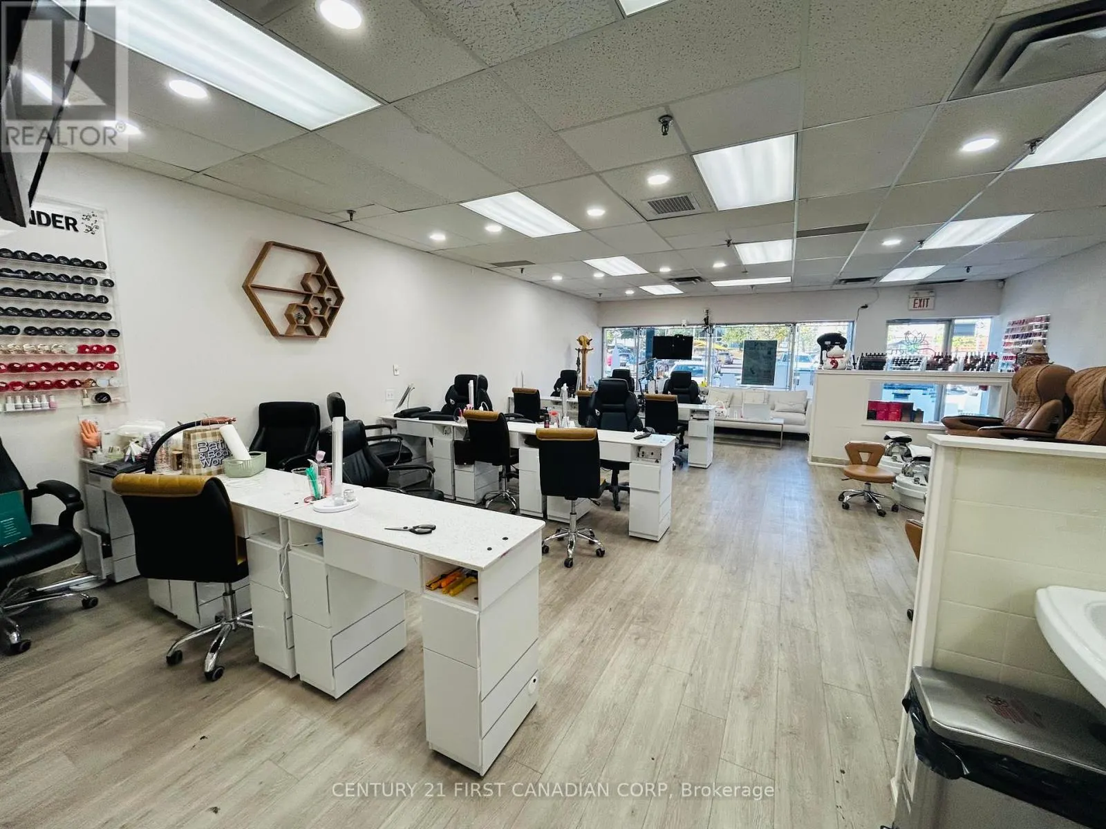 3 - 11 BASELINE ROAD E, #3