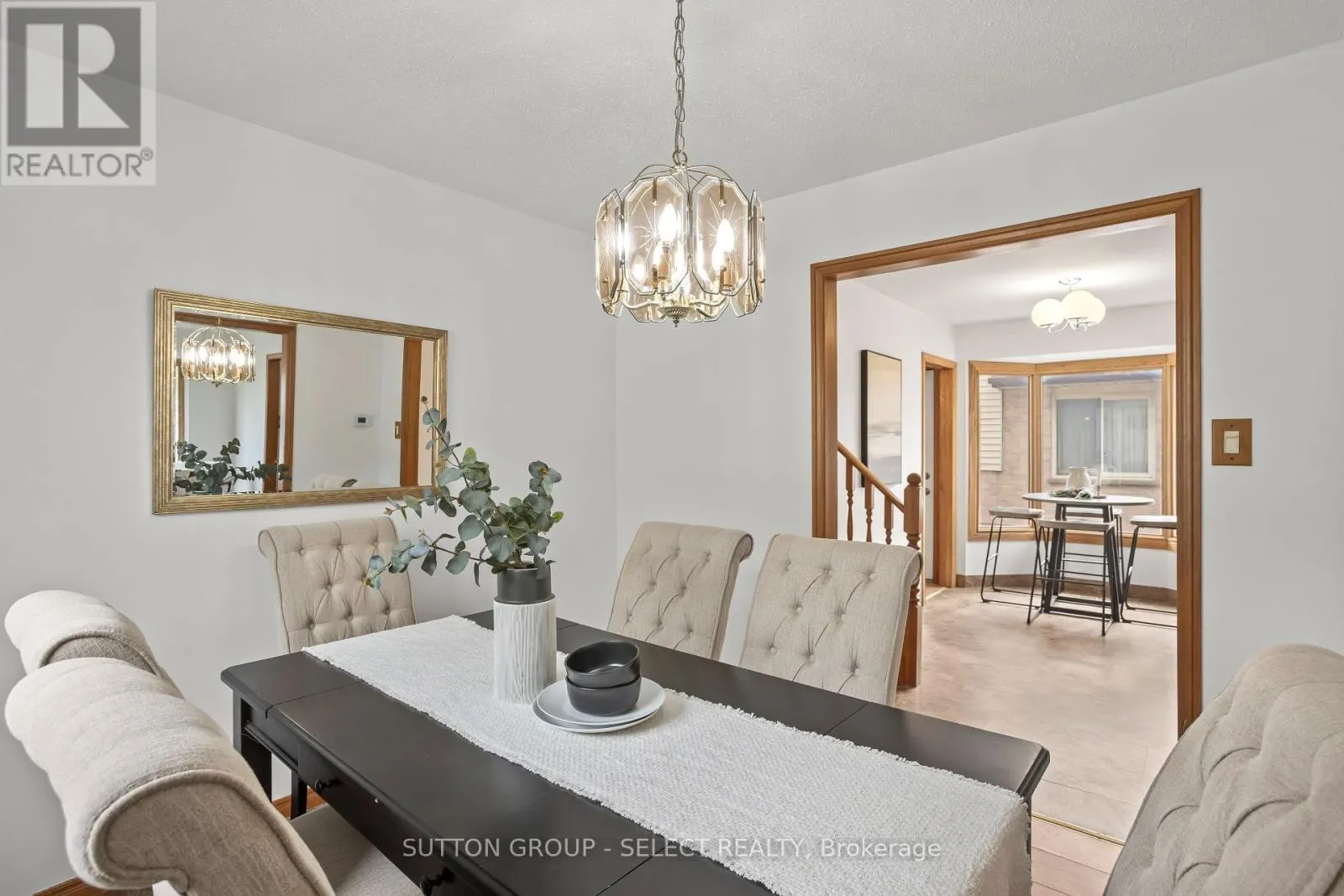 1615 JALNA BOULEVARD