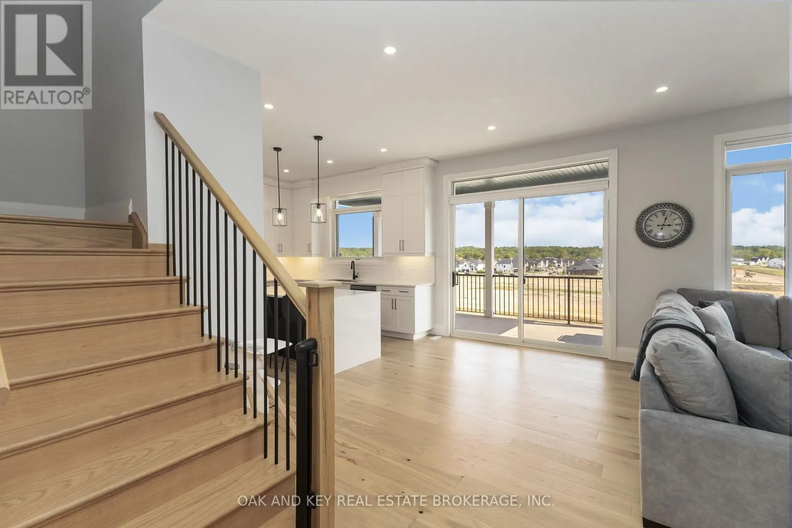 119 DAVENTRY WAY