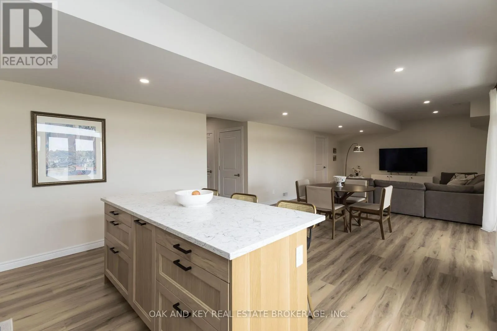 119 DAVENTRY WAY
