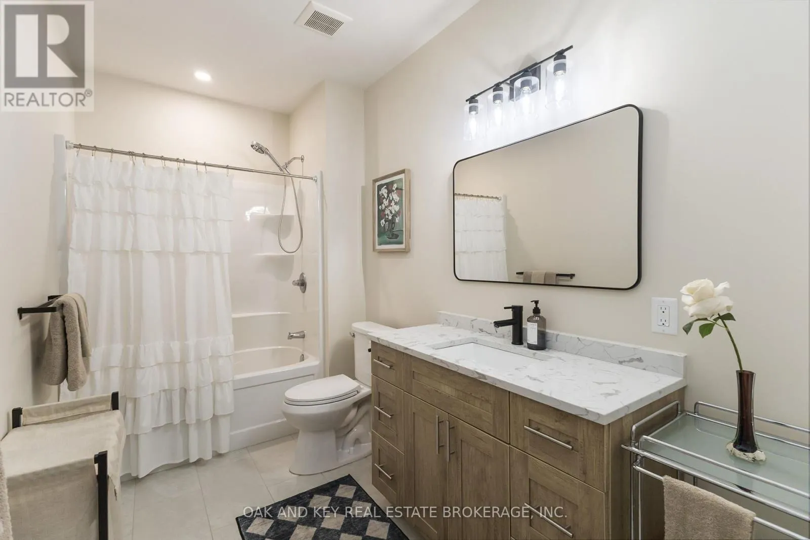 119 DAVENTRY WAY
