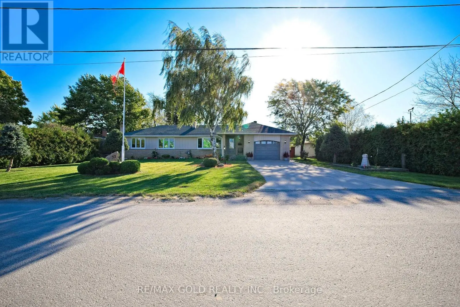 32 ORIOLE AVENUE