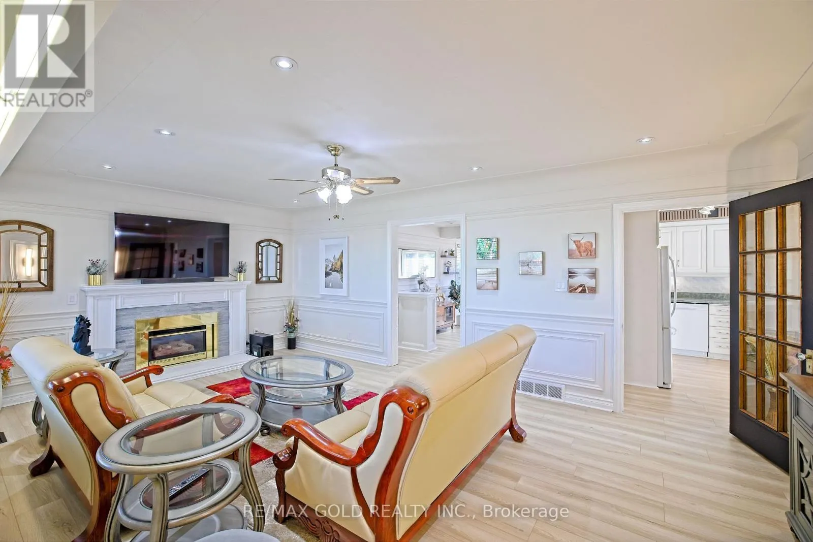 32 ORIOLE AVENUE