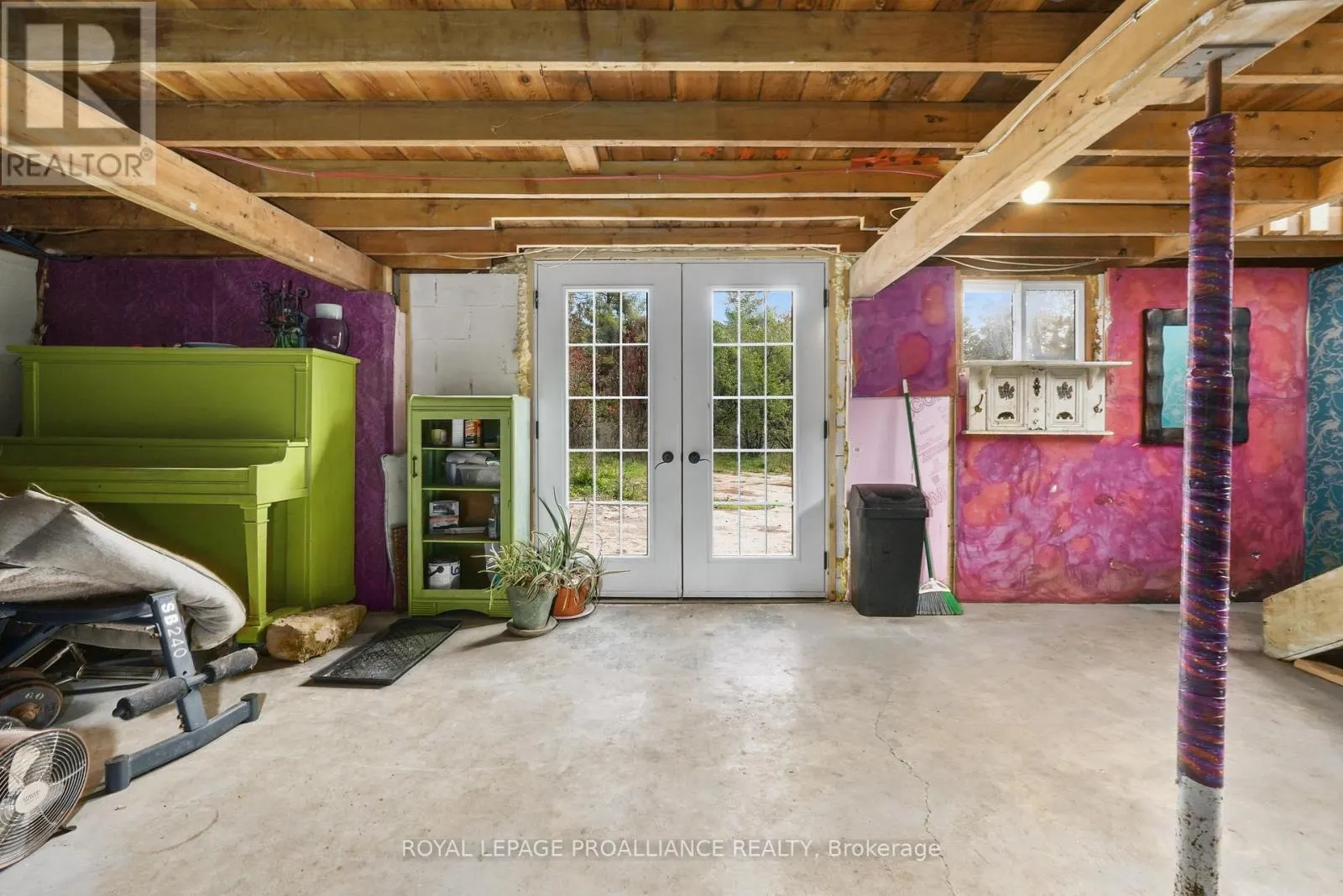 1125 BATEMAN ROAD