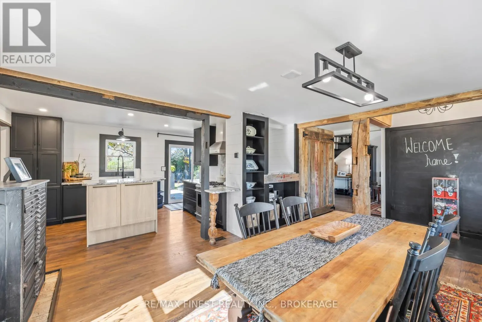 2313 SYDENHAM ROAD