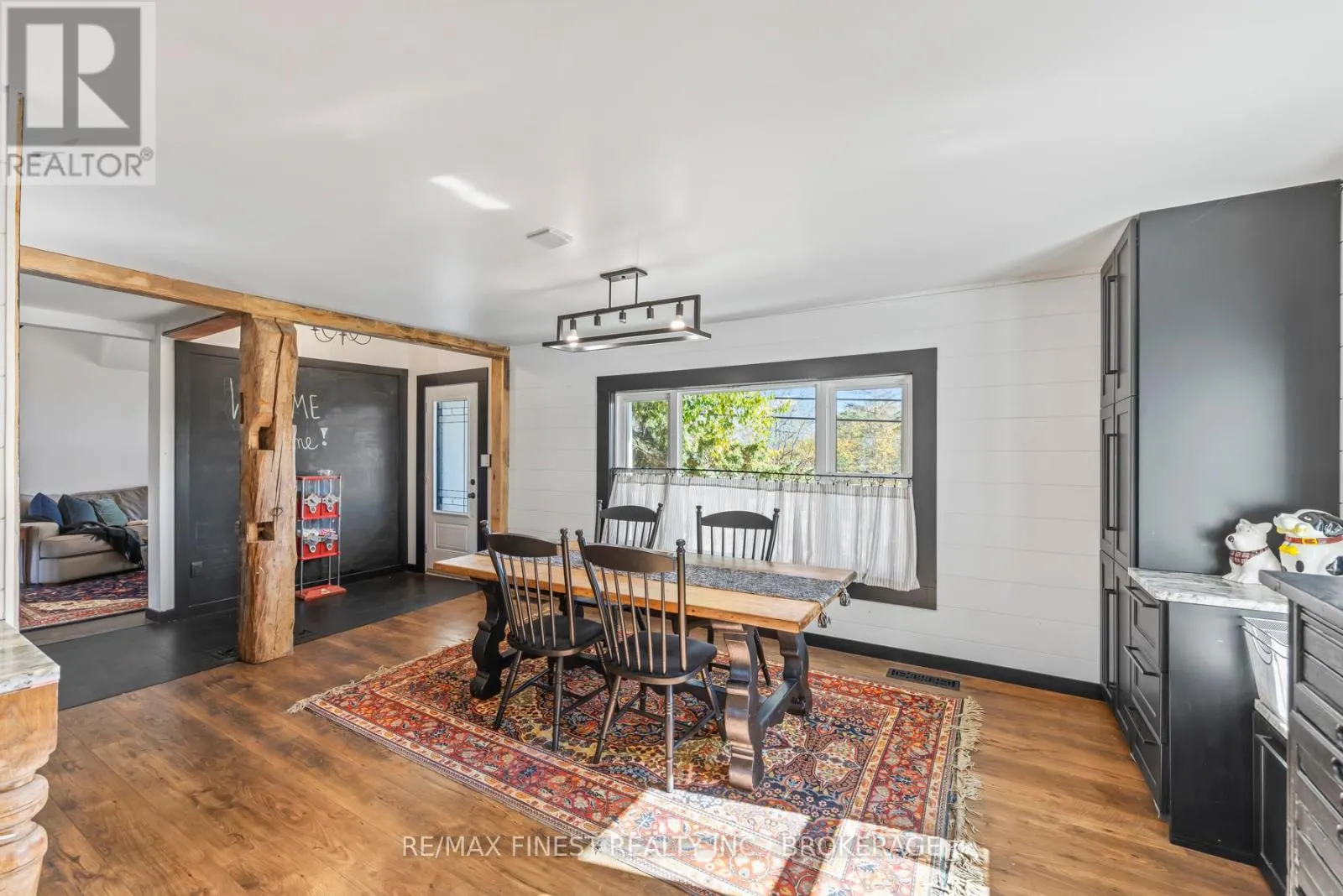 2313 SYDENHAM ROAD