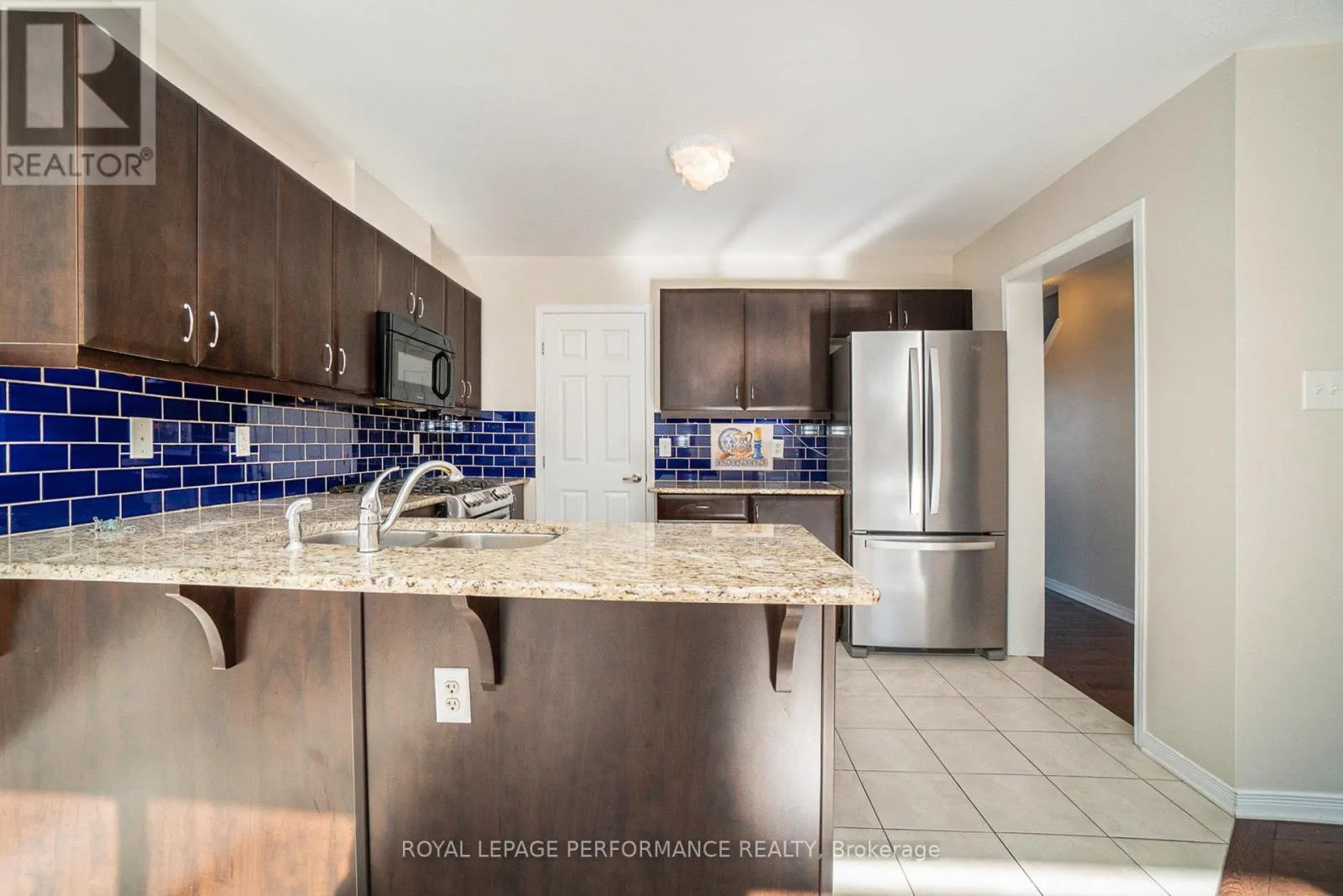 G - 3721 RIVERBREEZE STREET