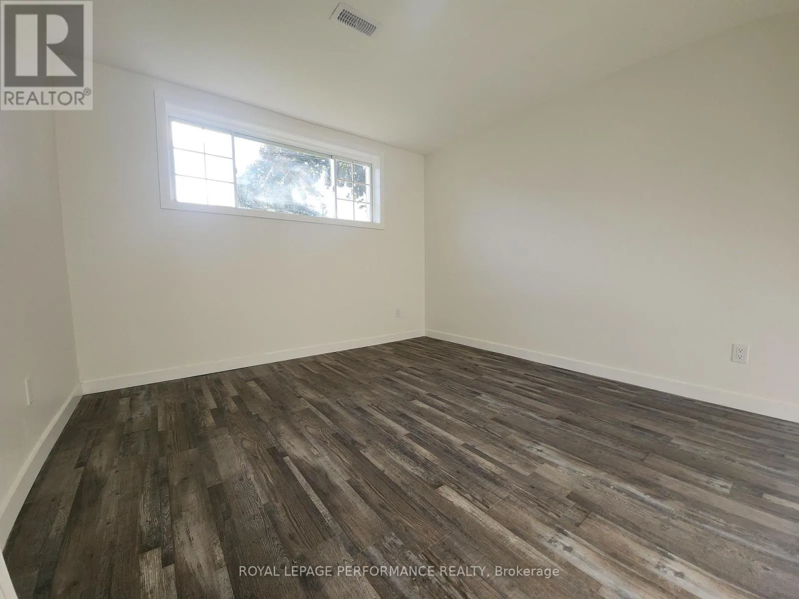 405 CARLETON STREET E