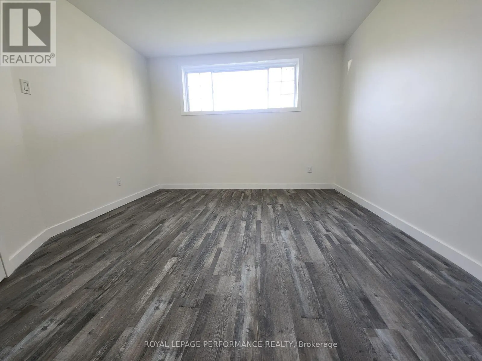 405 CARLETON STREET E