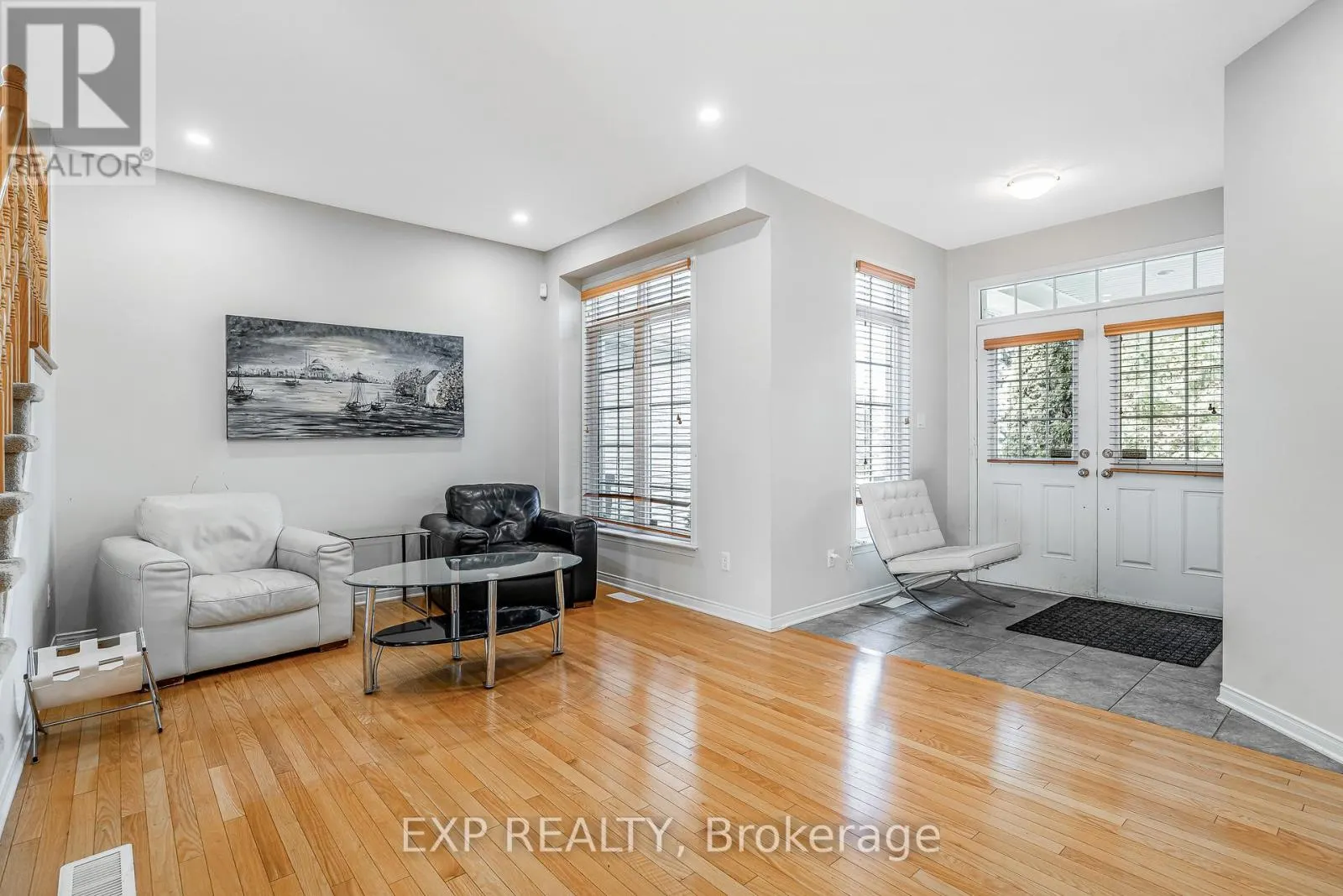 423 DUNDONALD DRIVE