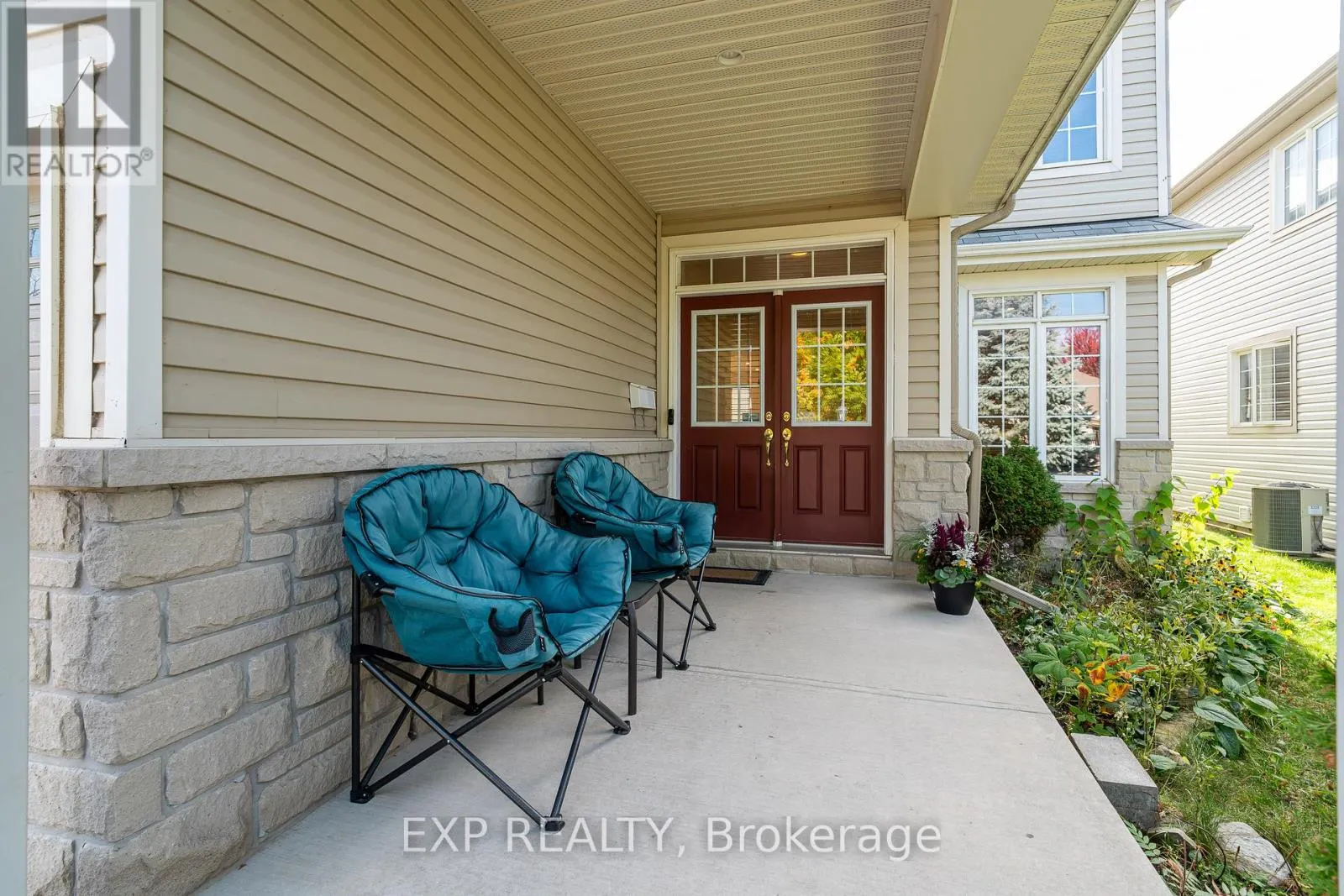 423 DUNDONALD DRIVE