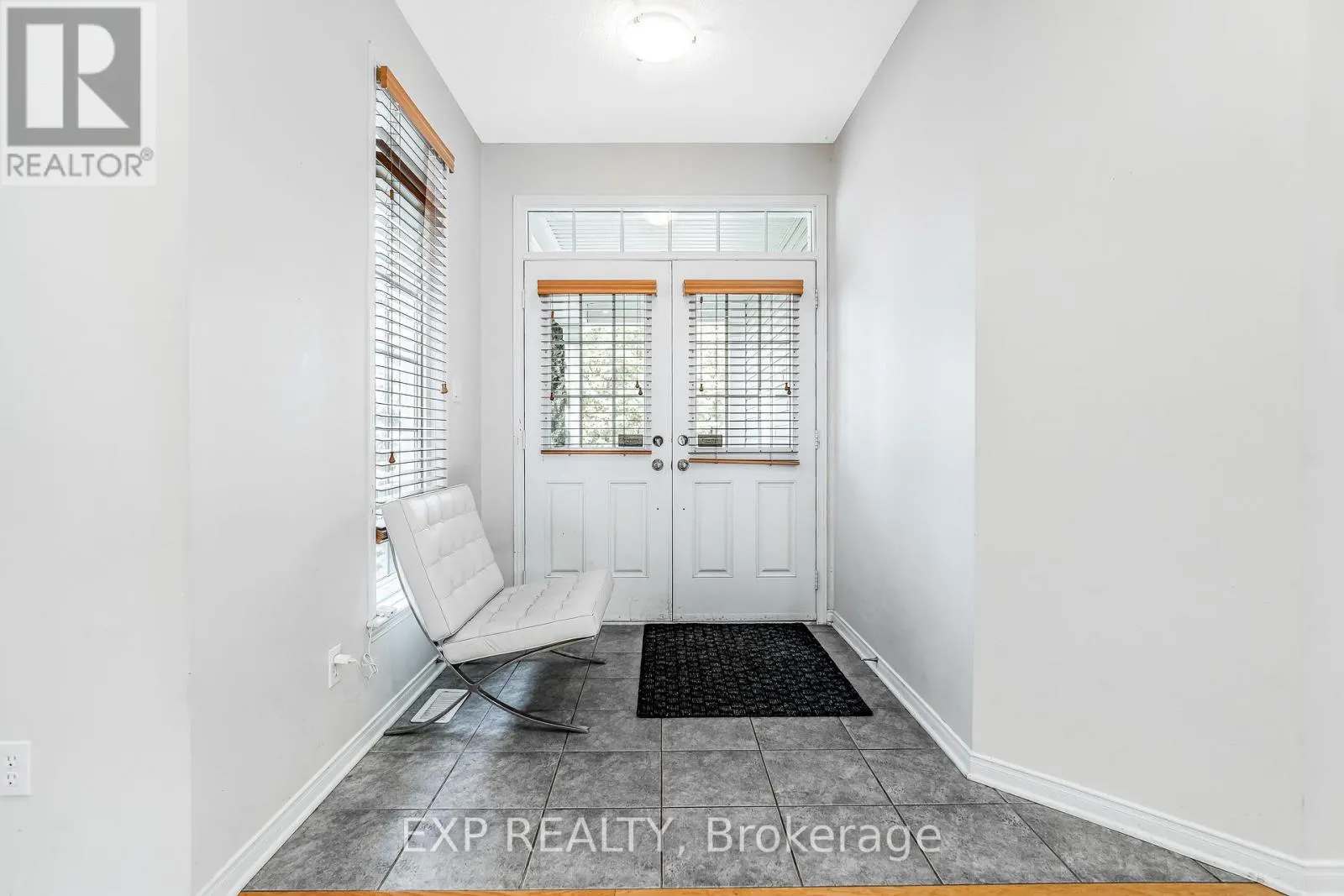 423 DUNDONALD DRIVE
