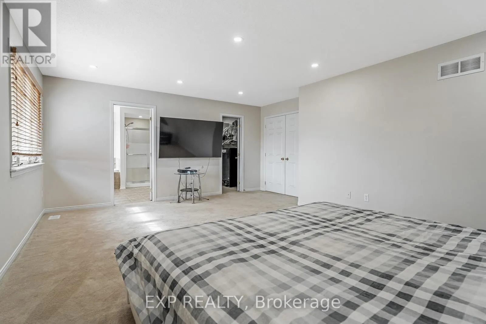 423 DUNDONALD DRIVE