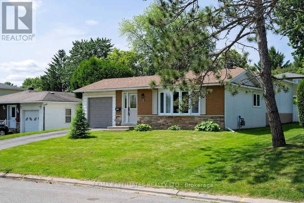 22 RED MAPLE CRESCENT