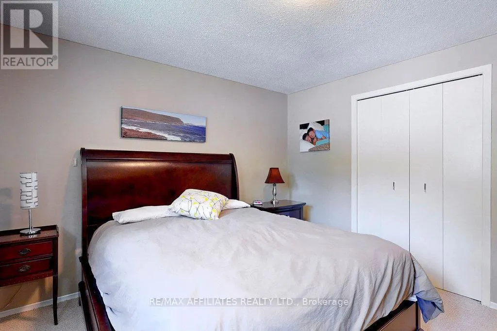 22 RED MAPLE CRESCENT