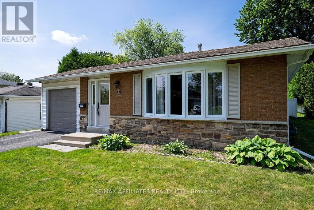 22 RED MAPLE CRESCENT
