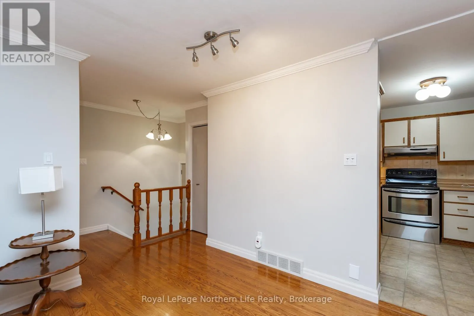 171 CAMPBELL AVENUE