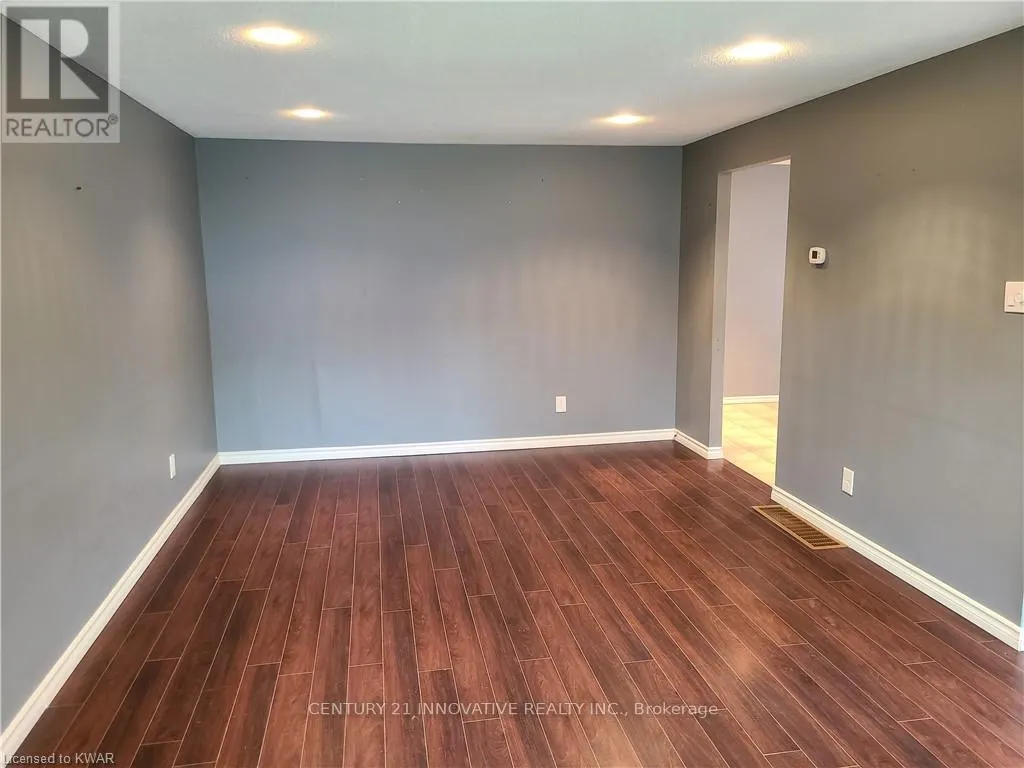 75 PEPPERWOOD CRESCENT