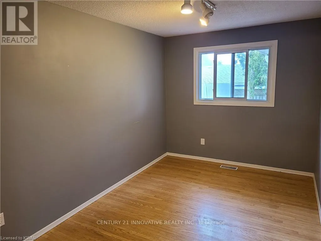 75 PEPPERWOOD CRESCENT