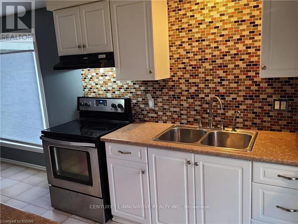 75 PEPPERWOOD CRESCENT