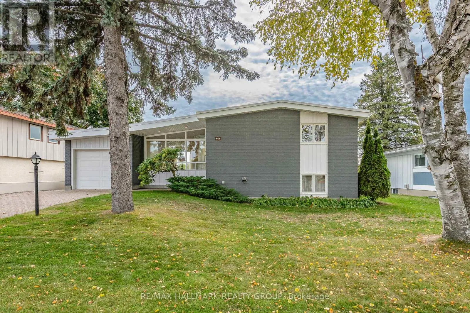 64 SULLIVAN AVENUE
