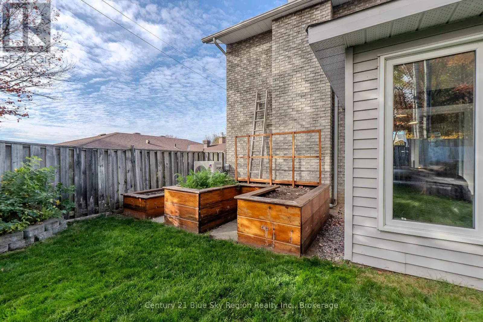 110 SABLE CRESCENT