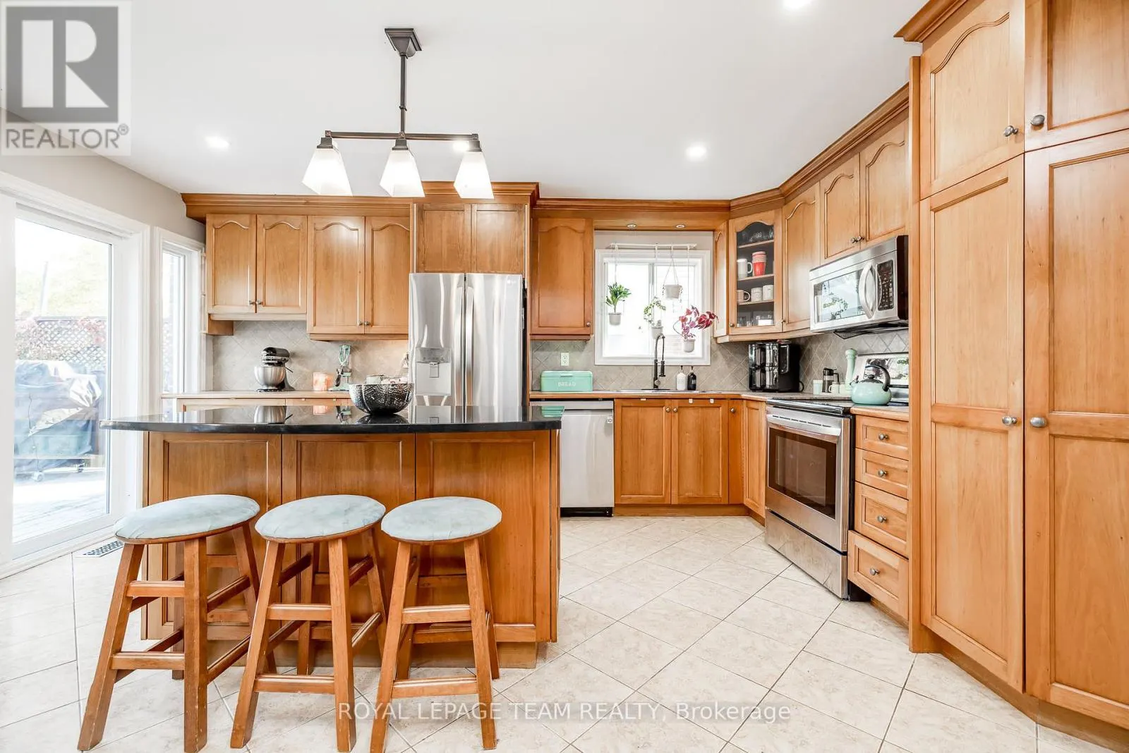 19 MCLENNAN WAY
