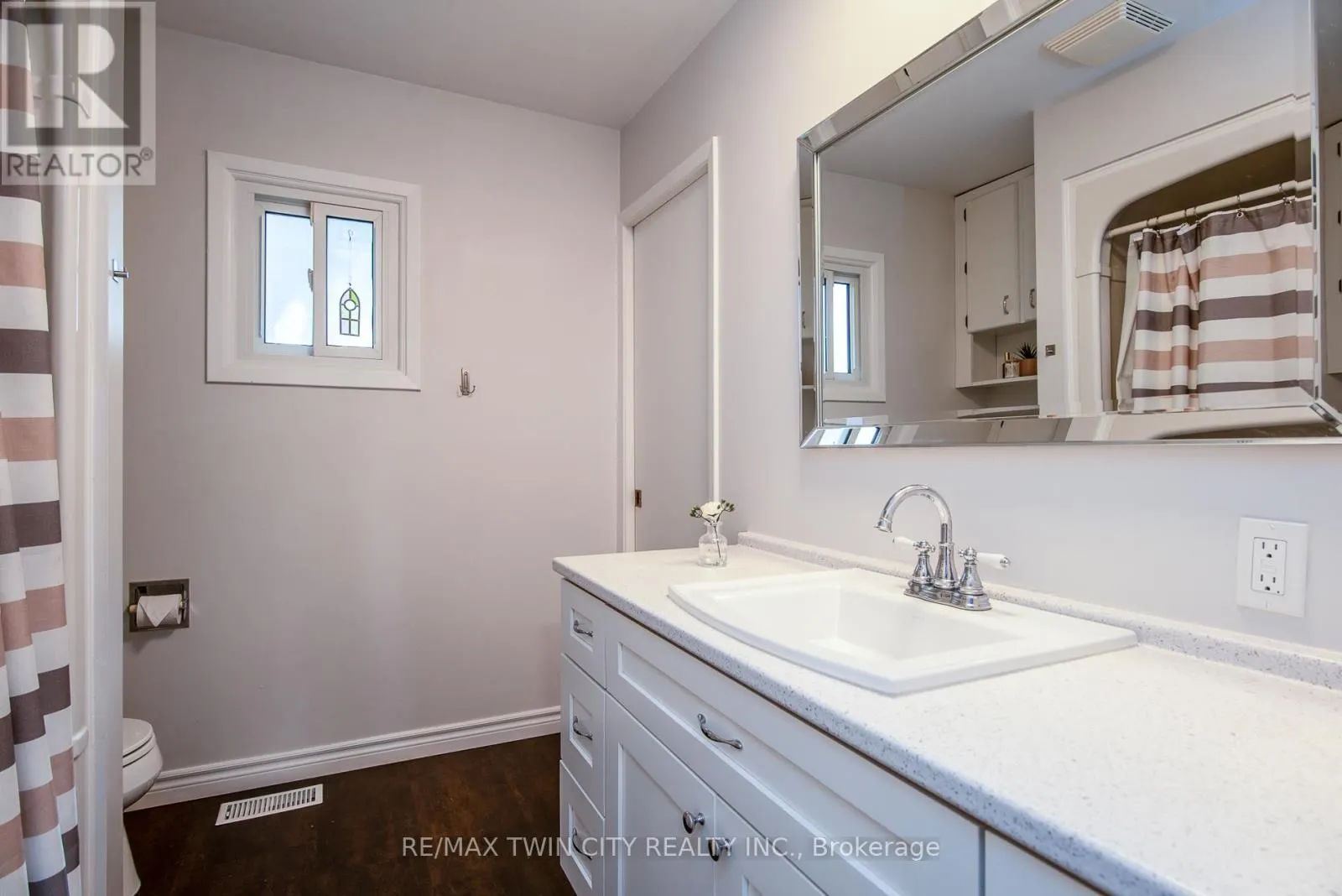 19 KEEWATIN AVENUE