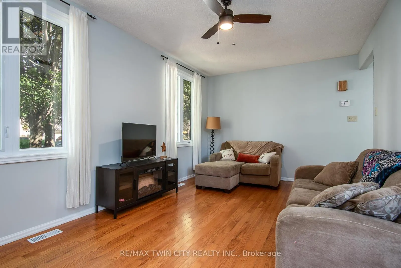 19 KEEWATIN AVENUE