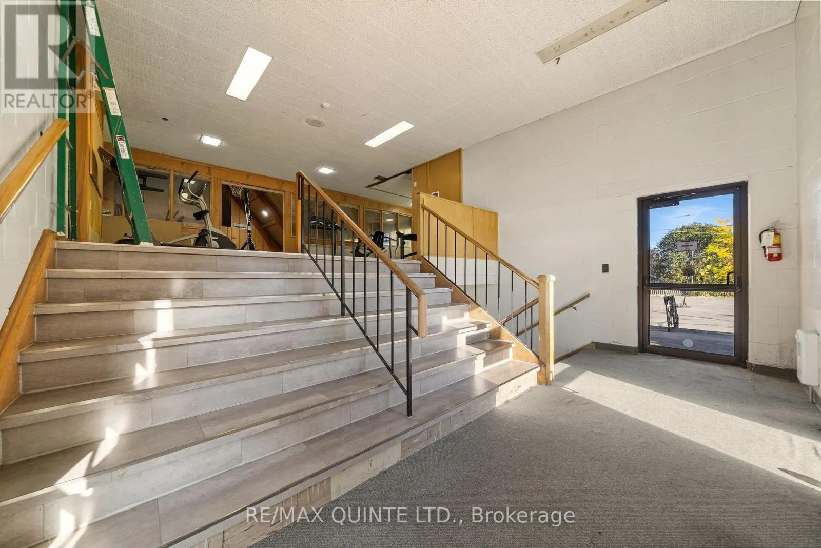 72 ORCHARD DRIVE