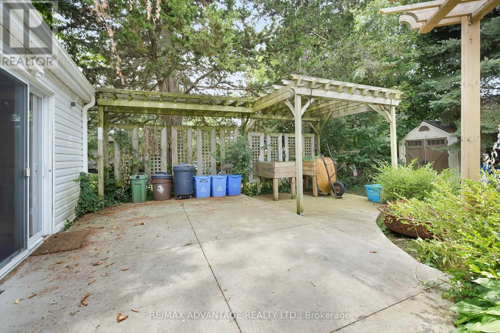 189 KIRKLAND CRESCENT