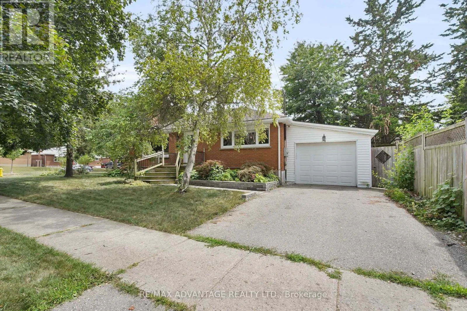 189 KIRKLAND CRESCENT