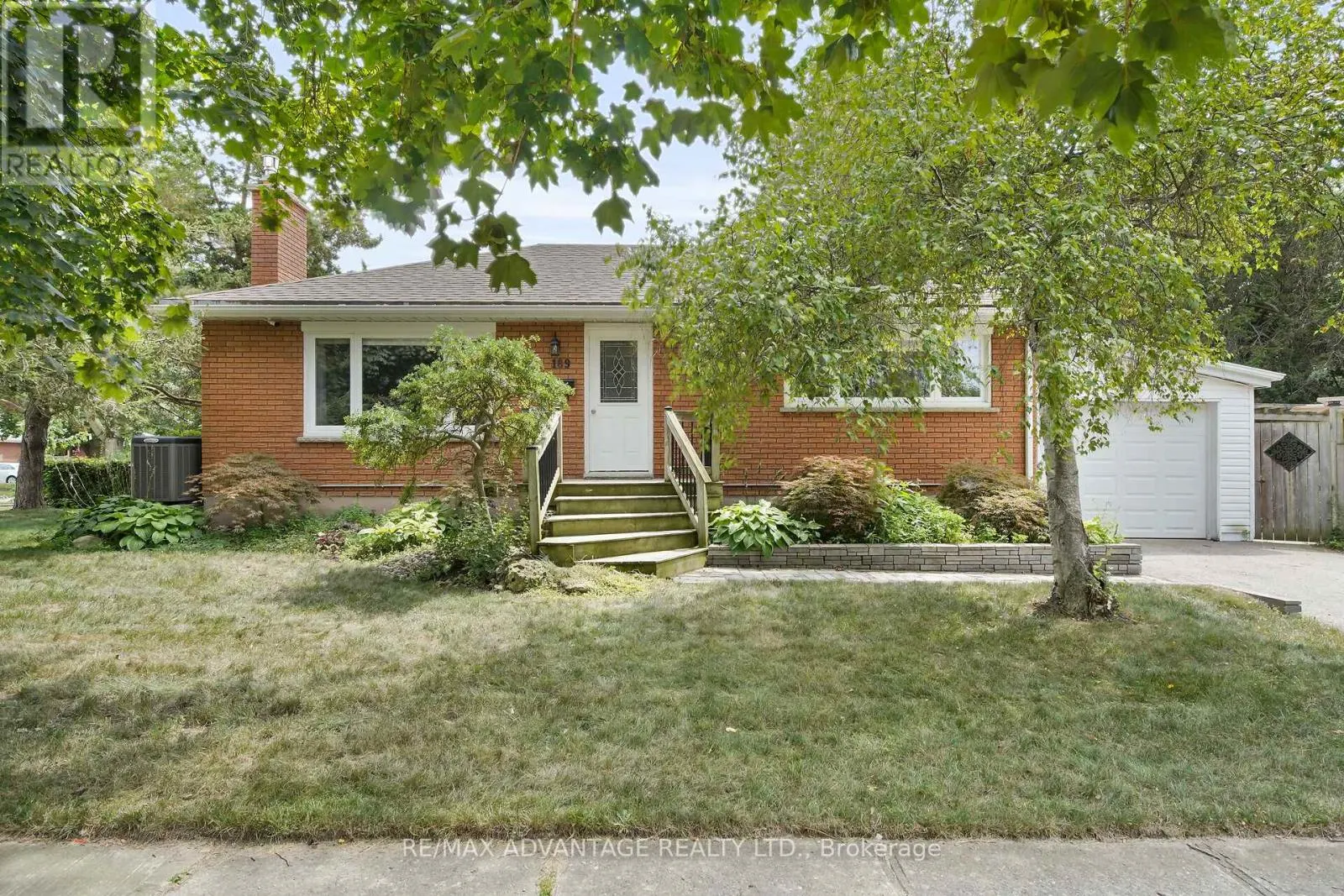189 KIRKLAND CRESCENT