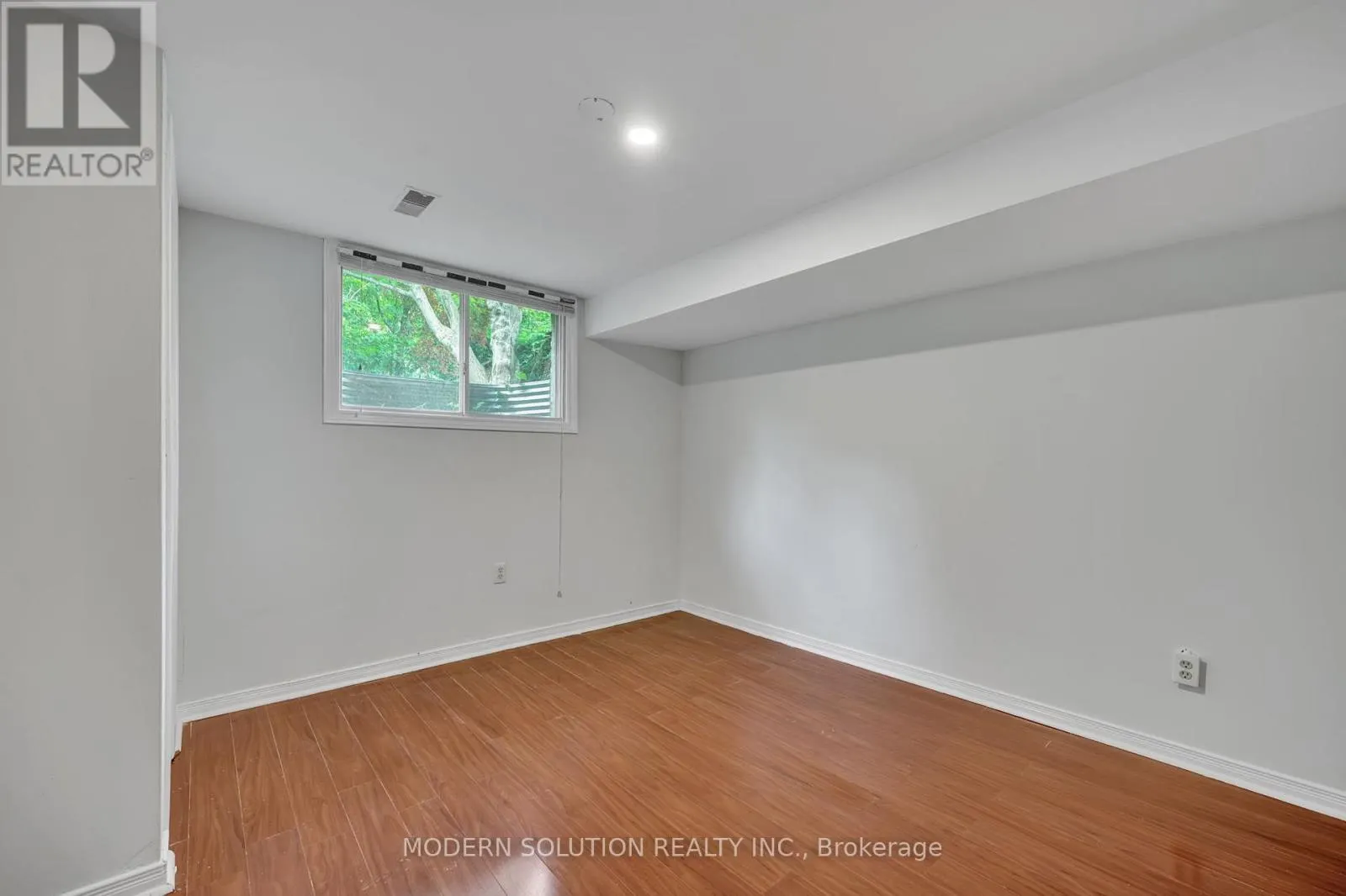 370A CHURCHILL COURT