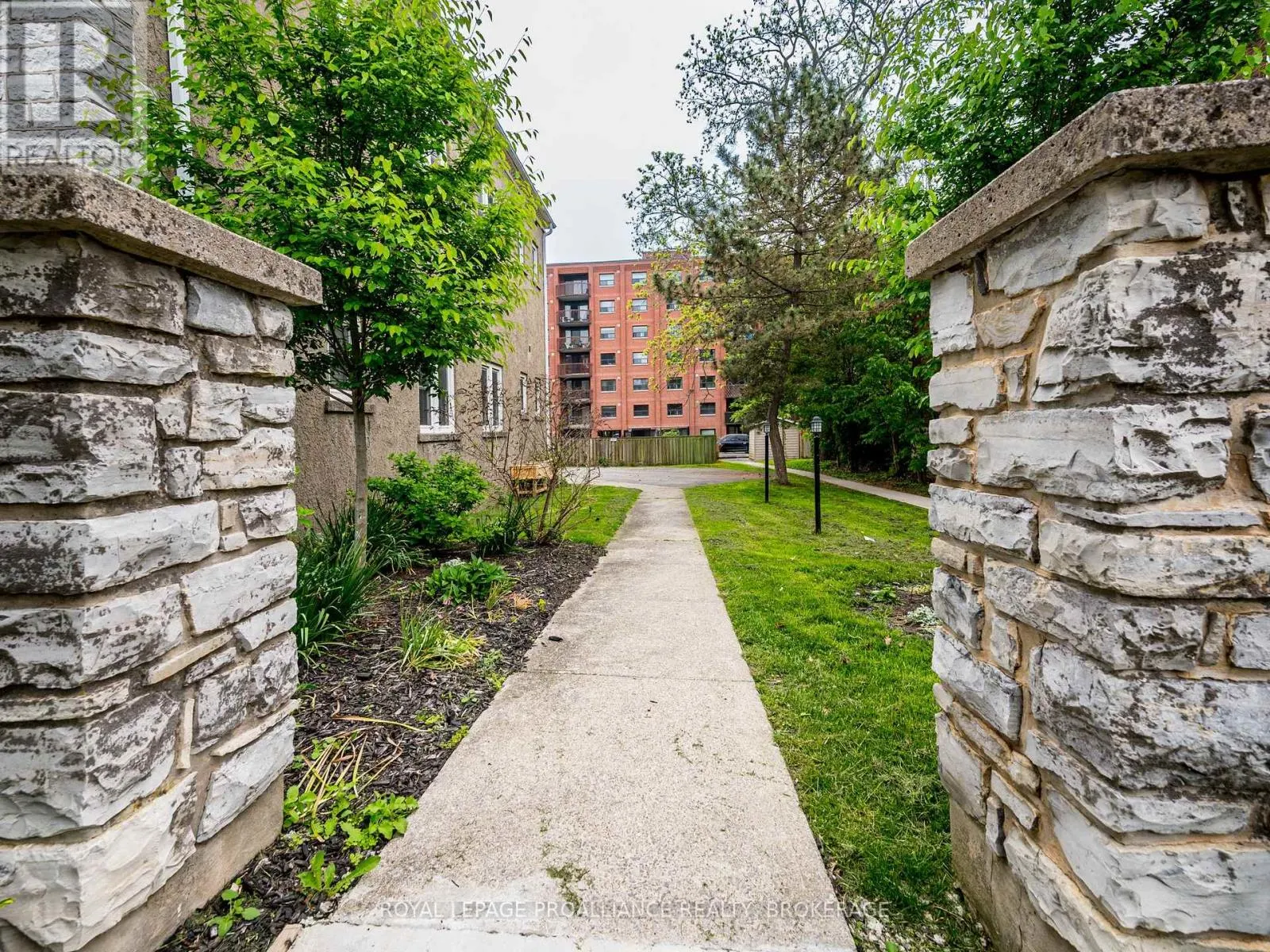 7 - 131 KING STREET E, #7