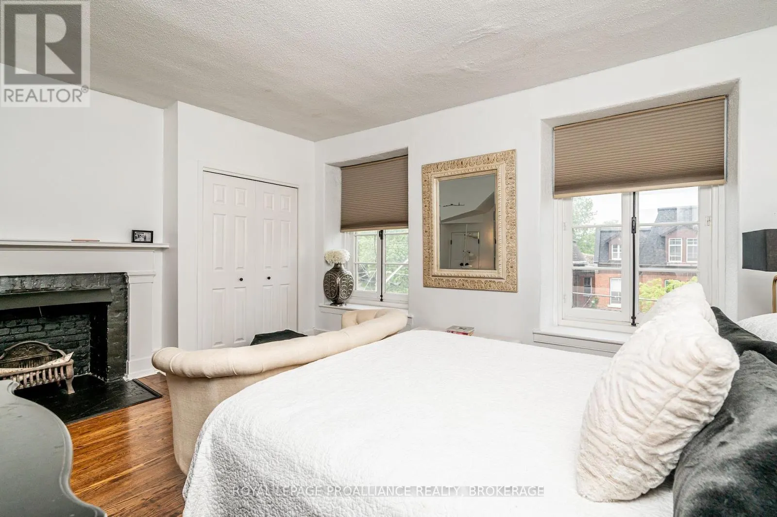 7 - 131 KING STREET E, #7