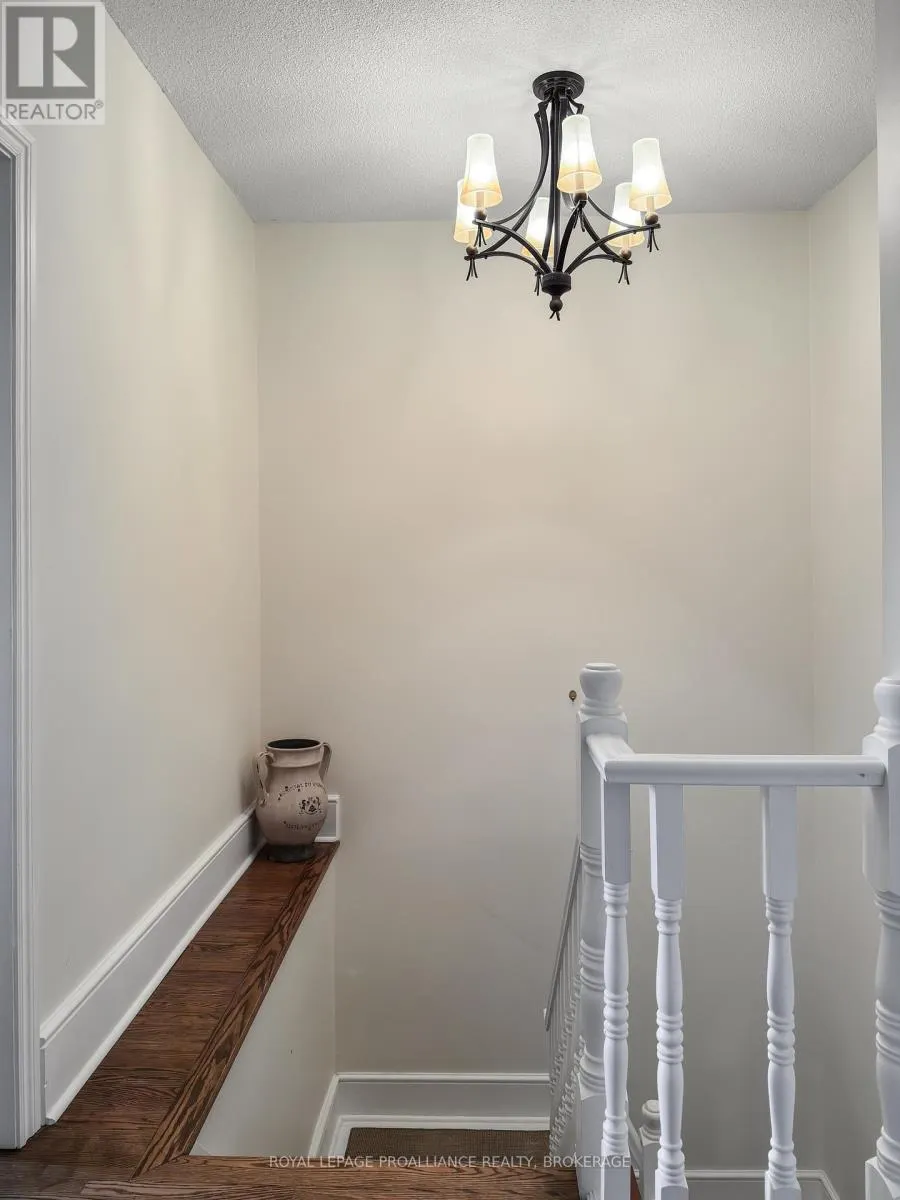 7 - 131 KING STREET E, #7