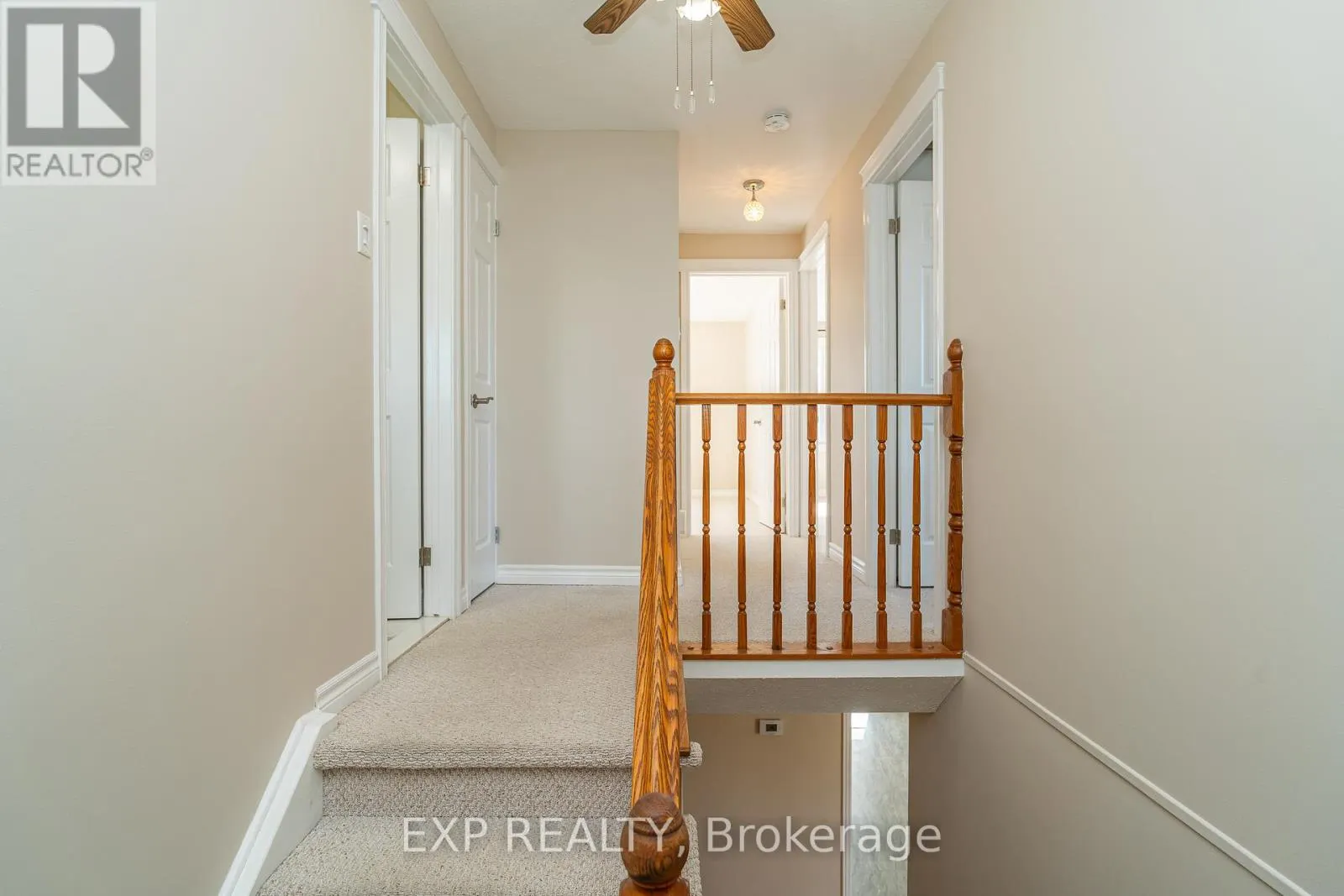 32 MAPLE VIEW CRESCENT