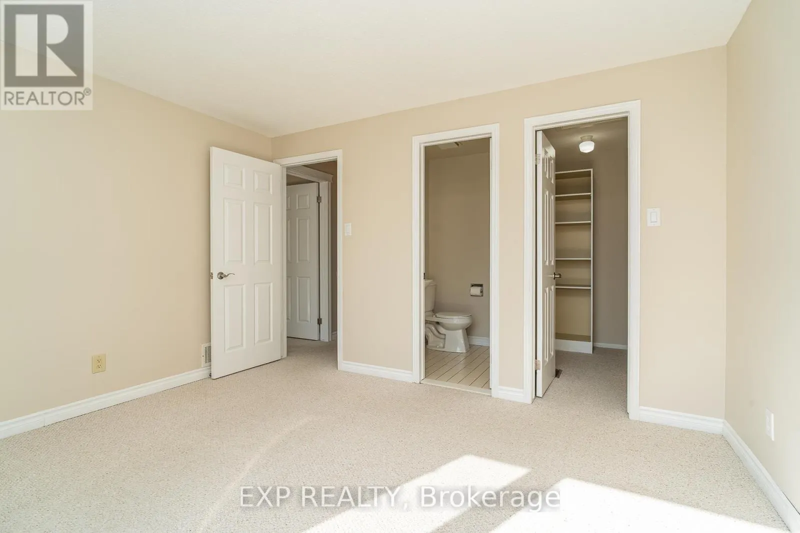 32 MAPLE VIEW CRESCENT