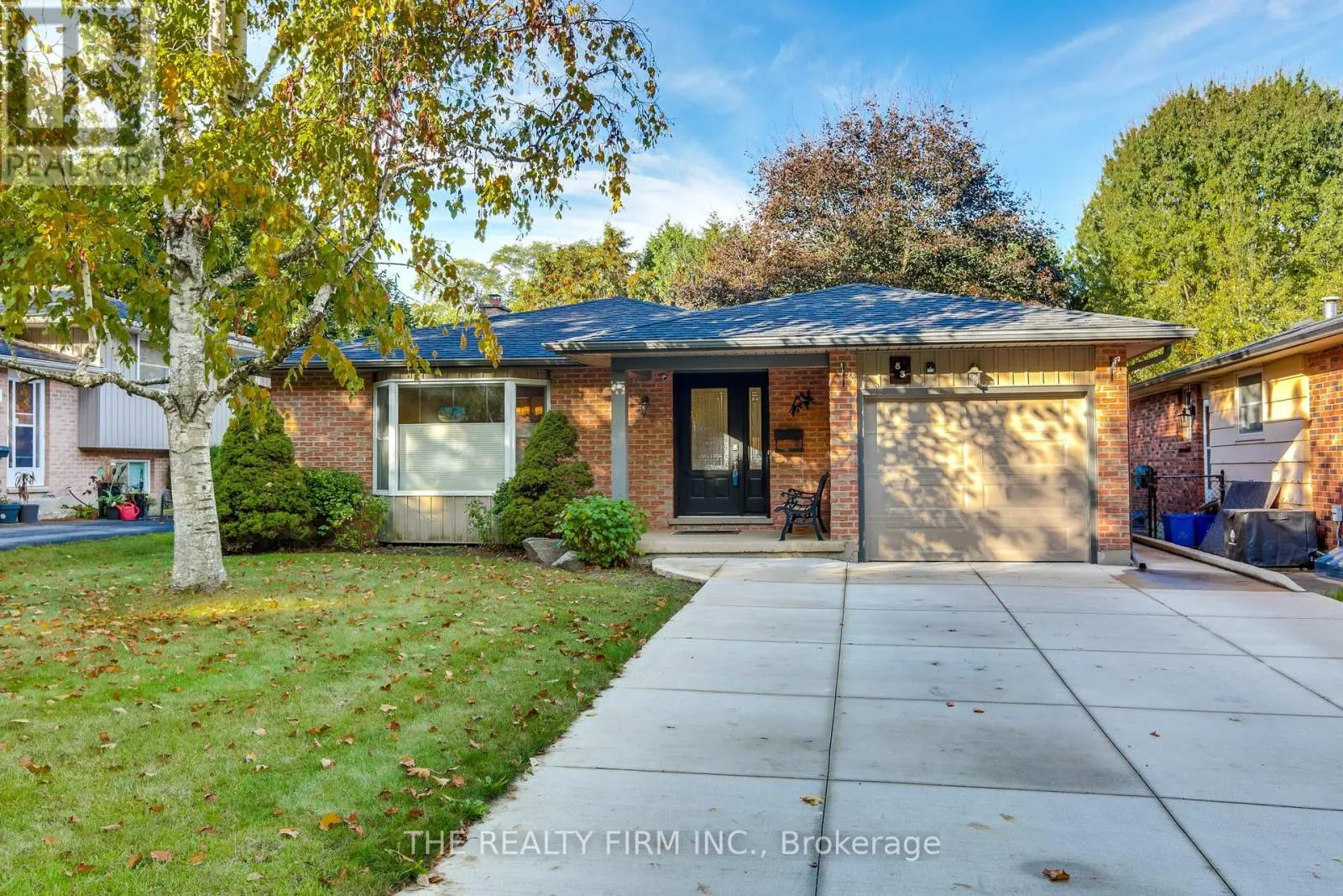 83 FAIRLANE ROAD